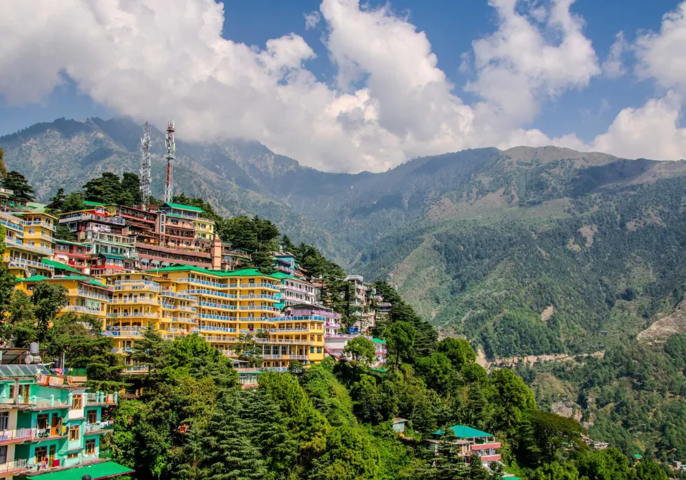 Tibetan architecture and monastery overview in McLeod Ganj